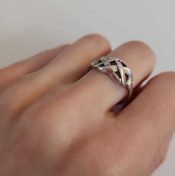 Woven Celtic Knot Vintage Handmade Silver Ring - Picture 7 of 12
